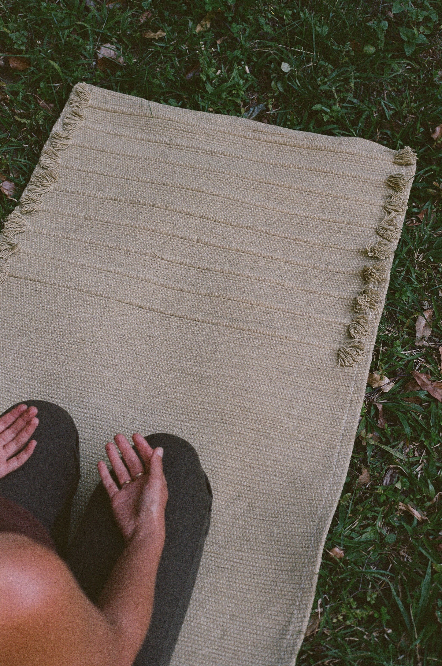 Organic Cotton Yoga Mat - Moss - Tulsi Herbal Dye